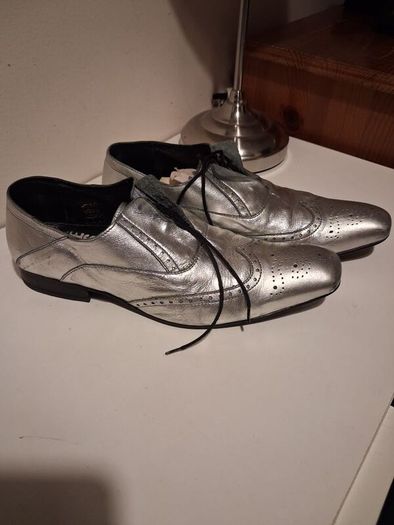 man shoe