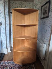corner shelving unit