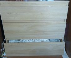 Chest of drawers