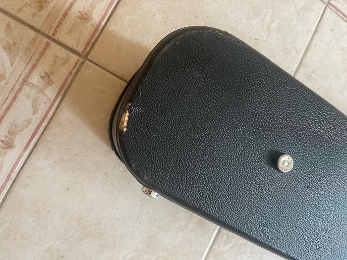 acoustic guitar hard case