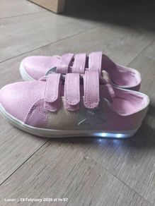 shoes girl
