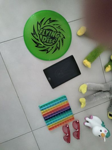 Free toys