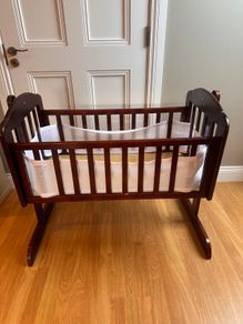 Wooden crib
