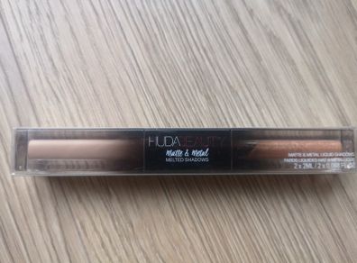 Huda beauty Melted shadows