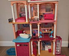 Barbie Dream House