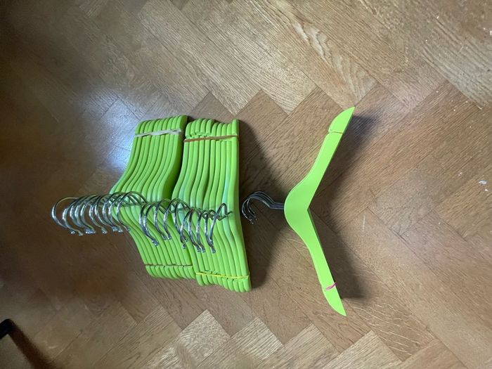Children's wooden hanger