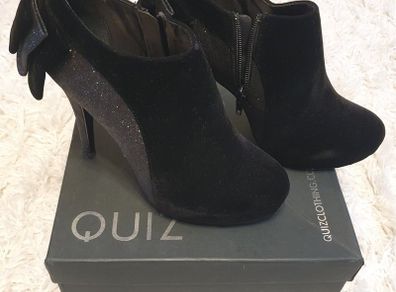 Fabulous Black Bow Shoes