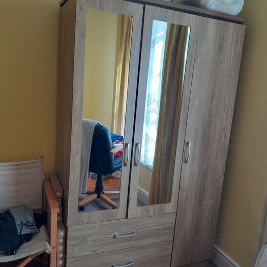 wardrobe