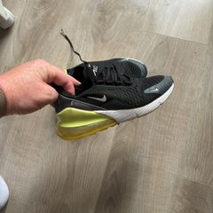 Nike air max 270s uk4