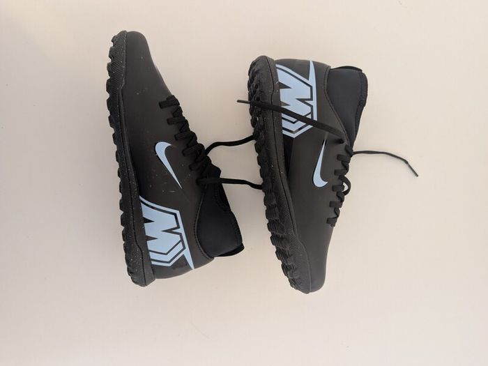Mercurial Vapor 16 Club Juniors Astro Turf Football Boots