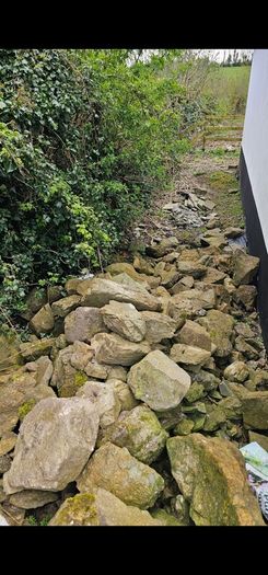 Garden rocks free to take