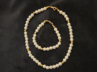 Necklace + Bracelet