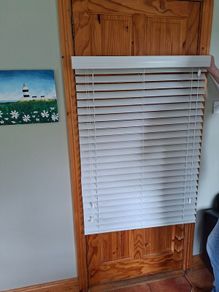 2 window Venetian Blinds