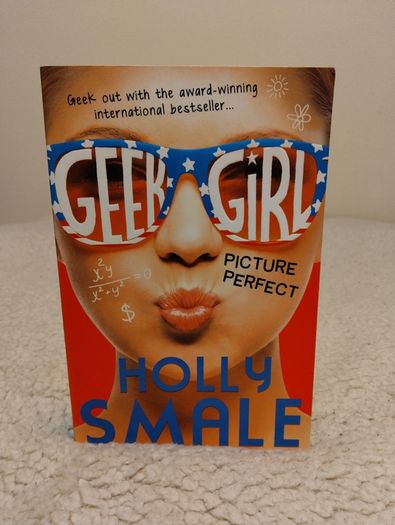 Geek Girl books by Holly Smale