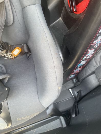 Maxi-Cosi Axiss Rotating Car Seat