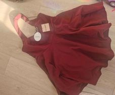 girl in mind dress