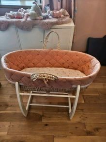 Mamas and papas moses basket
