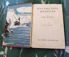Antiquarian books and map