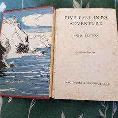 Antiquarian books and map