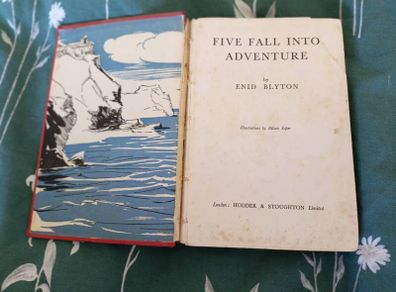 Antiquarian books and map