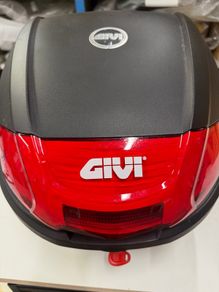 givi top box