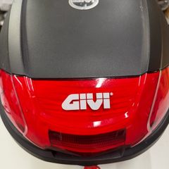 givi top box
