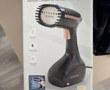 clothes steamer  used once to try out