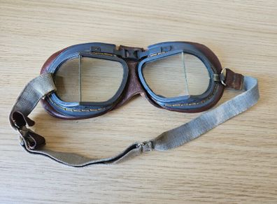 Vintage style leather aviator goggles