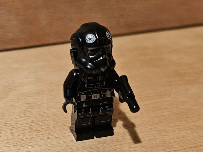 Lot Of Lego Mini Figures All As New Out Of Packs