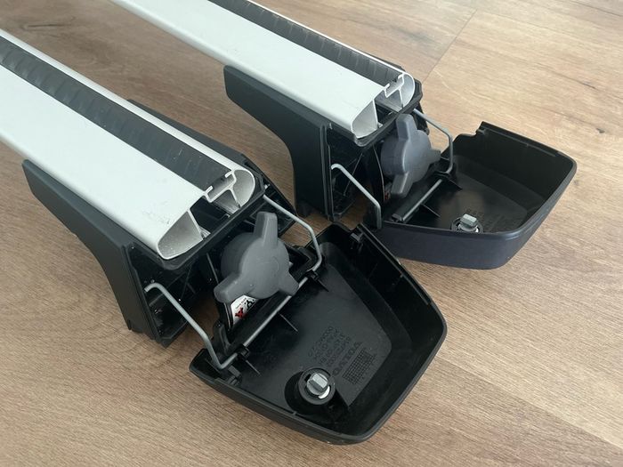 Genuine Volvo XC90 roof load bars 2016+