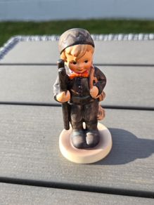 Vintage Hummel Goebel Figurine