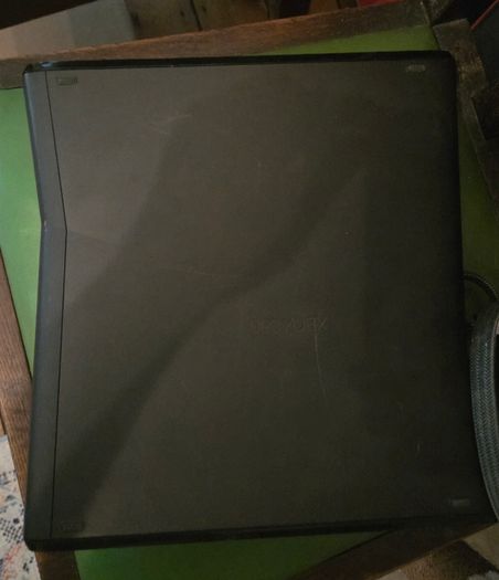Xbox360 Slim no controllers/power cable