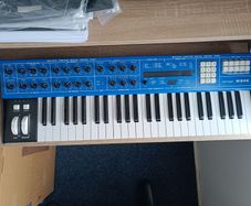 Behringer Wave