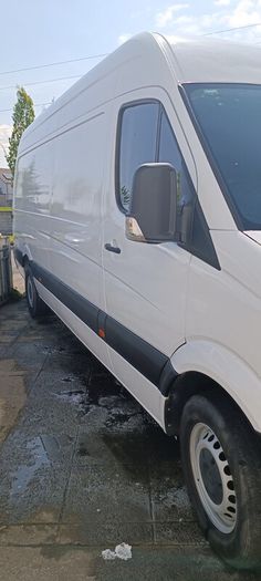 mercedes sprinter
