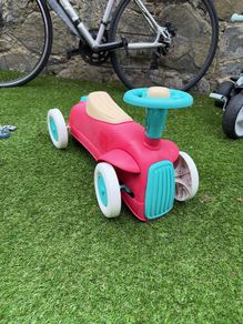 Clementino Ride on car
