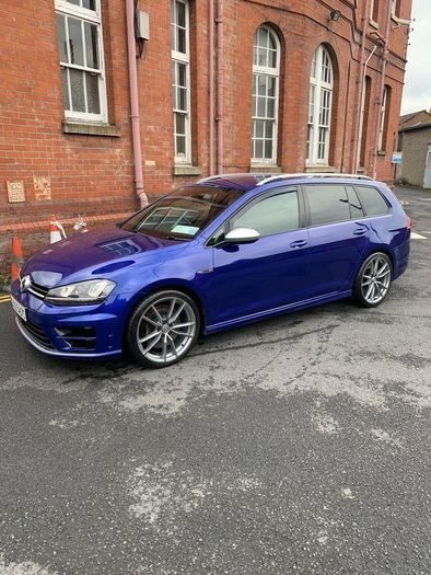 Volkswagen Golf R