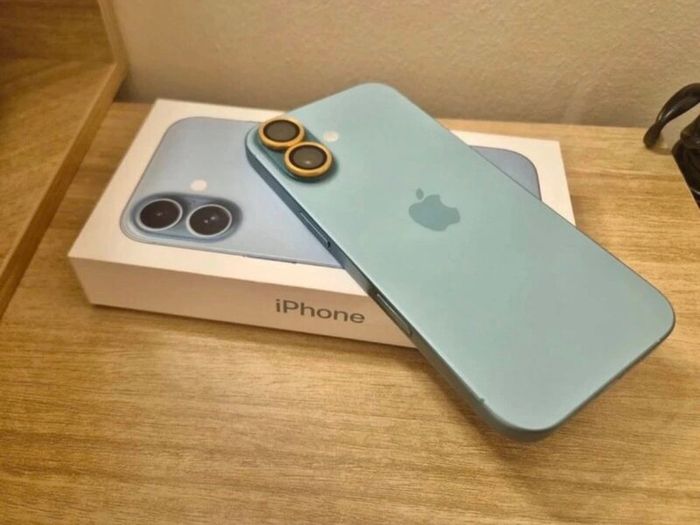 iPhone 16 & Samsung s24