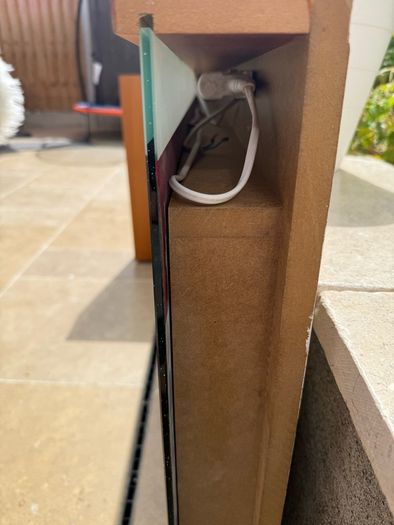 Hairdressing mirror unit
