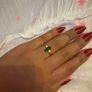 Elegant Emerald Green Zirconia Ring Image 2