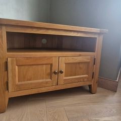 Solid Oak TV Corner unit