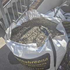 paving sand and stone