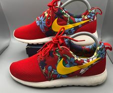 Nike Roshe Run Aloha Hawaiian Print Red Sail 599432-674 Shoes Womens UK 5 EU38.5