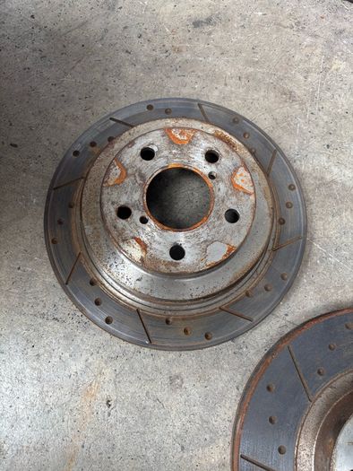 subaru Impreza brake discs