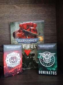 Warhammer 11 Editions Rule Book and Card