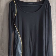 Black mini dress fits Xs s