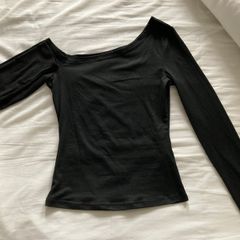 Brand New Temu Slant Shoulder Long Sleeve T-Shirt