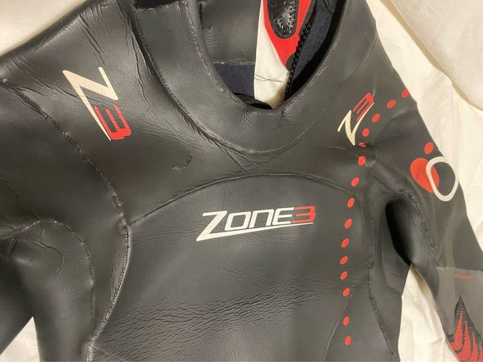 Zone 3 Aspire size L swimming wetsuit