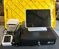 I have 4x Sum up tills for business fully equipped. Ipad not included just for photo. 300 each unit.
