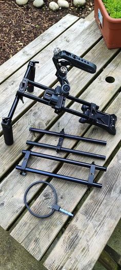 SmallRig Basic Shoulder Kit 2896 + Black Mamba Cage Kit for Canon EOS R5 C / R5 / R6 + Extras