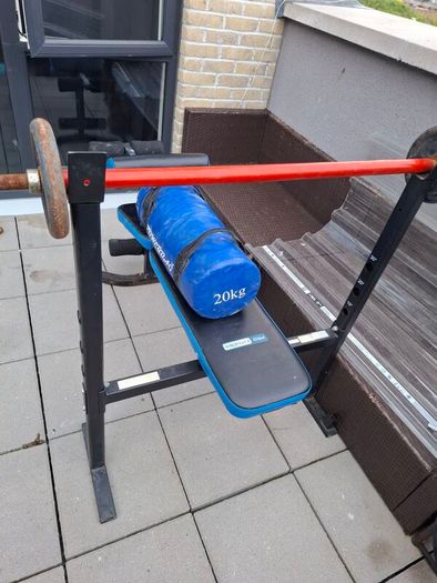 weights and bench
